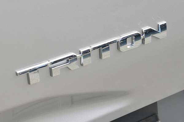 2025 Mitsubishi Triton GLX+ MV 4X4 thumb-19