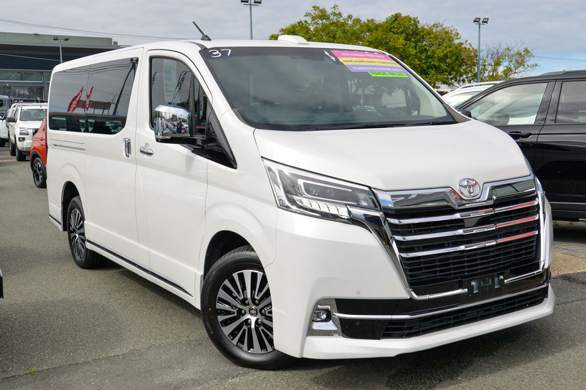 2021 Toyota Granvia GDH303R