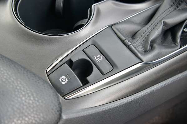 2022 Toyota Camry Ascent AXVA70R thumb-12