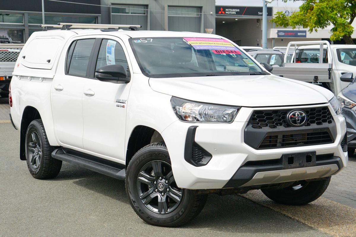 2025 Toyota Hilux SR GUN126R 4X4