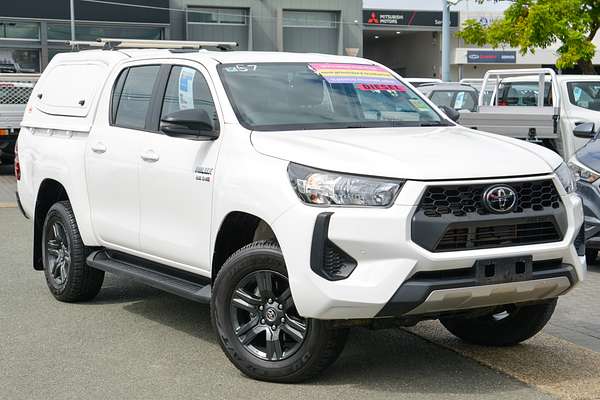 2025 Toyota Hilux SR GUN126R 4X4