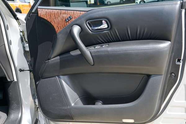 2022 Nissan Patrol Ti-L Y62 thumb-17