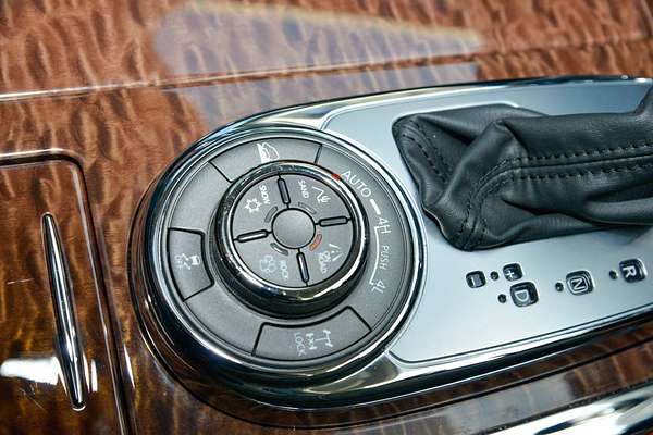 2022 Nissan Patrol Ti-L Y62 thumb-13