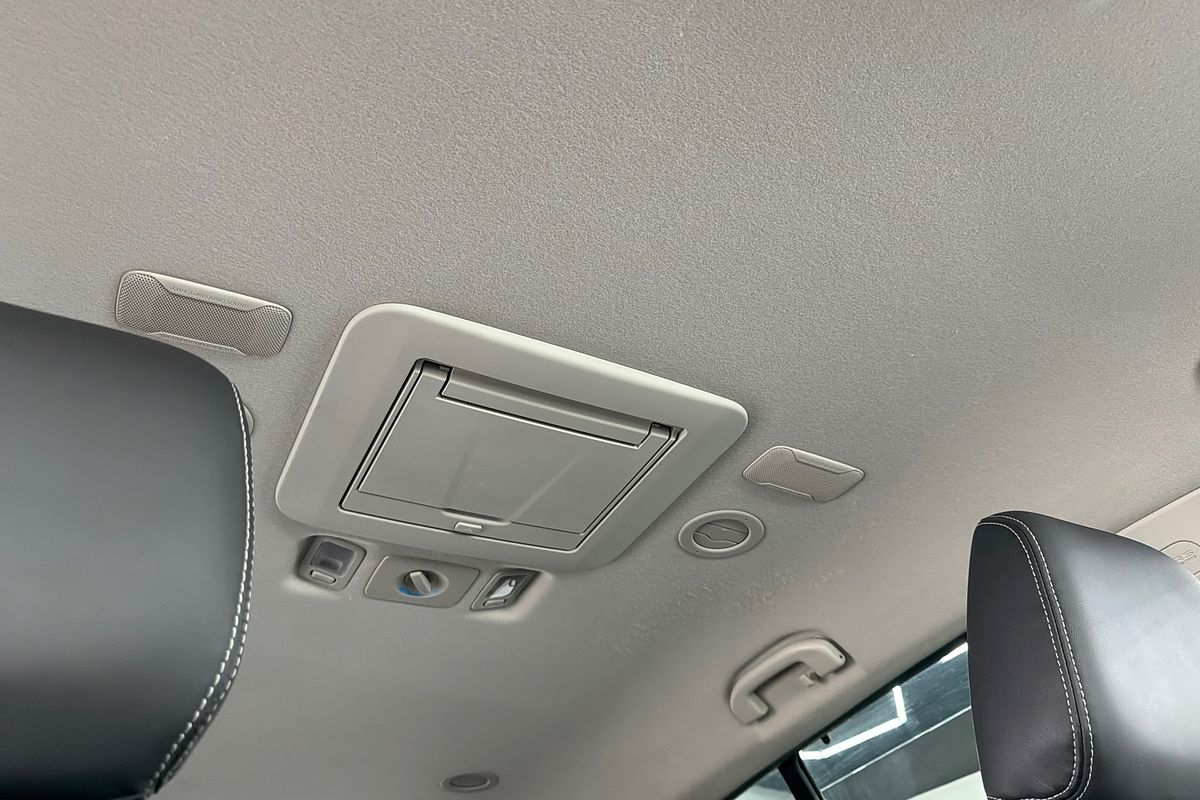 2017 Isuzu MU-X LS-T