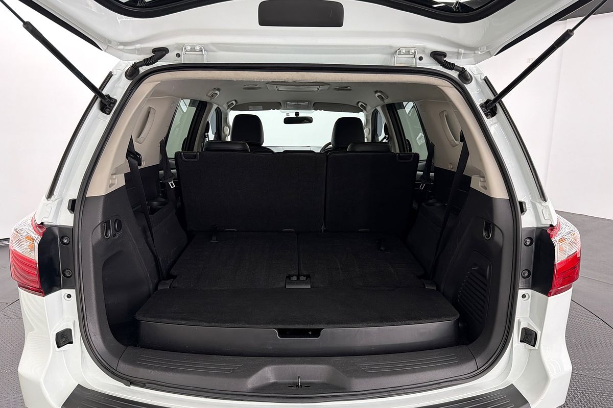 2017 Isuzu MU-X LS-T