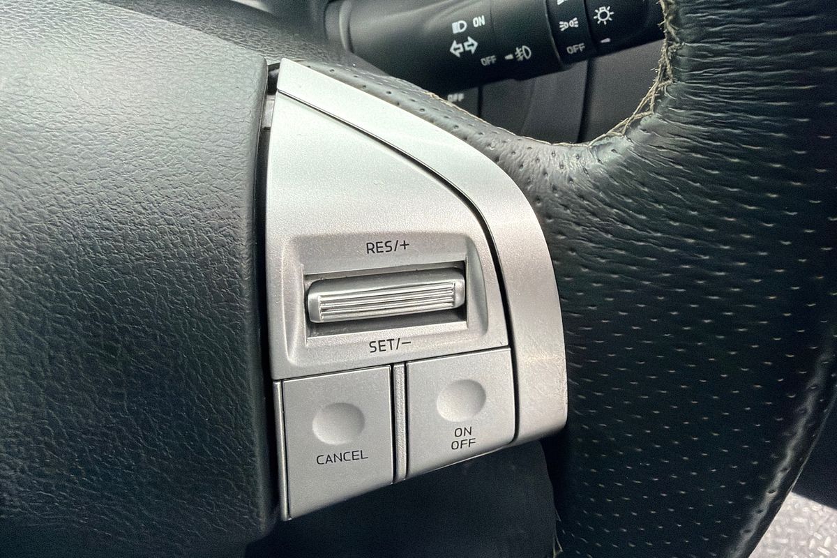 2017 Isuzu MU-X LS-T