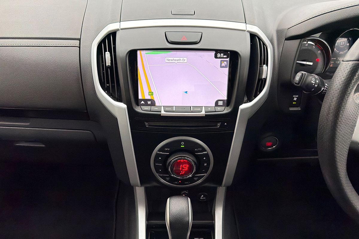 2017 Isuzu MU-X LS-T