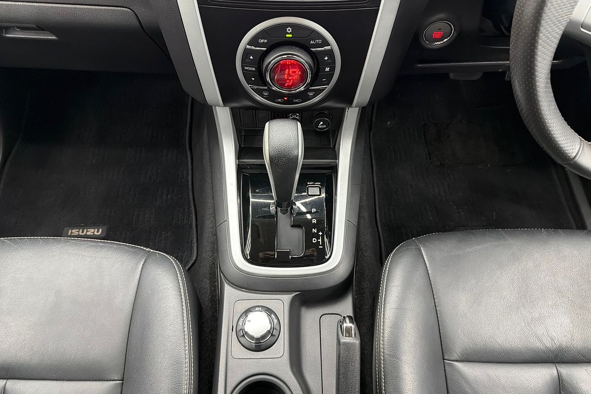 2017 Isuzu MU-X LS-T