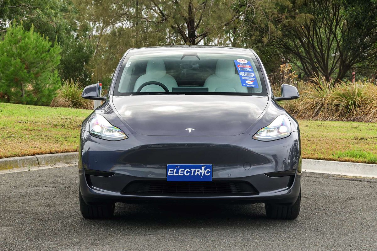 2023 Tesla Model Y Rear-Wheel Drive