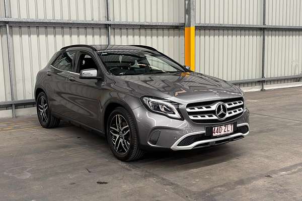 2017 Mercedes-Benz GLA-Class GLA180 X156