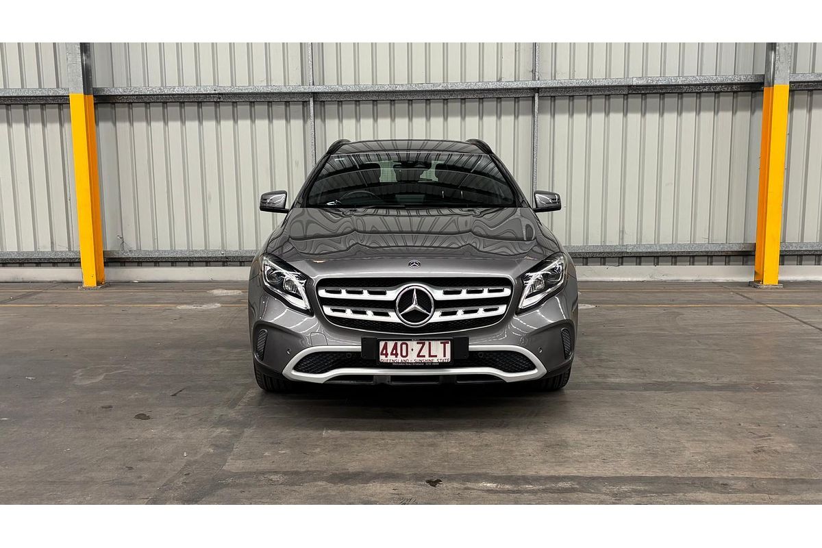 2017 Mercedes-Benz GLA-Class GLA180 X156