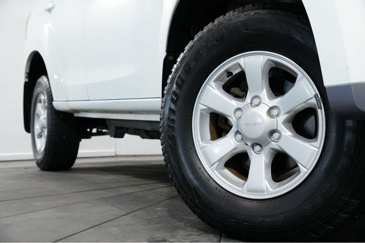 2018 Isuzu MU-X LS-M