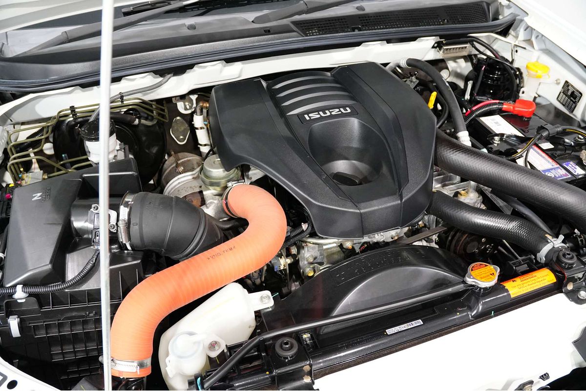 2018 Isuzu MU-X LS-M