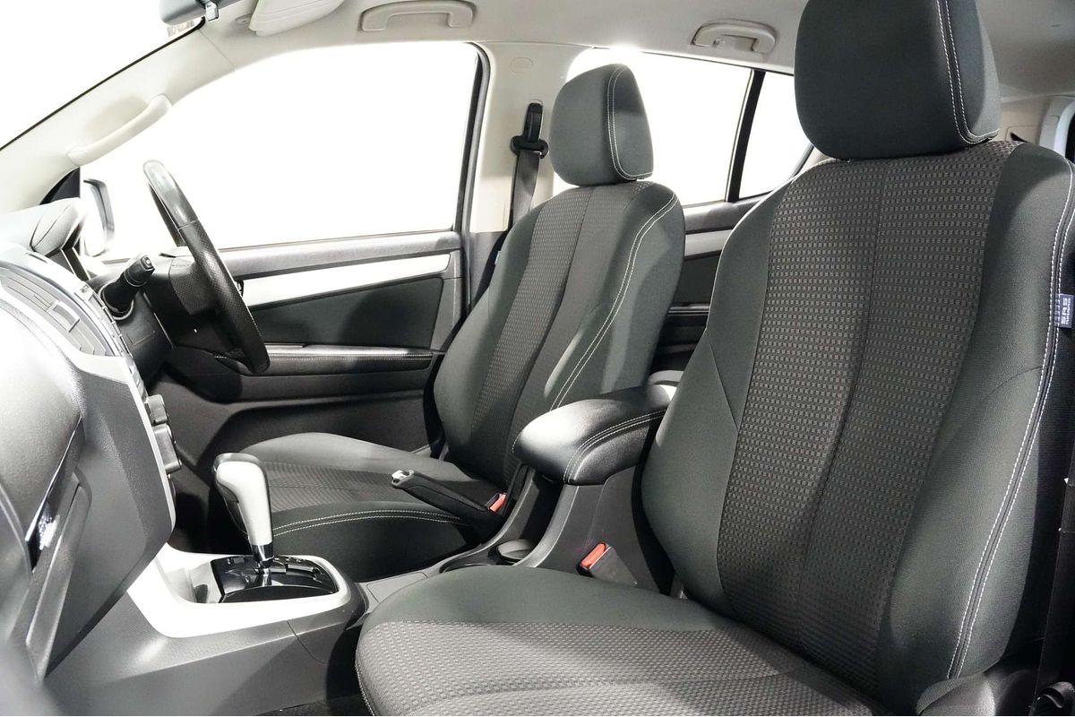 2018 Isuzu MU-X LS-M