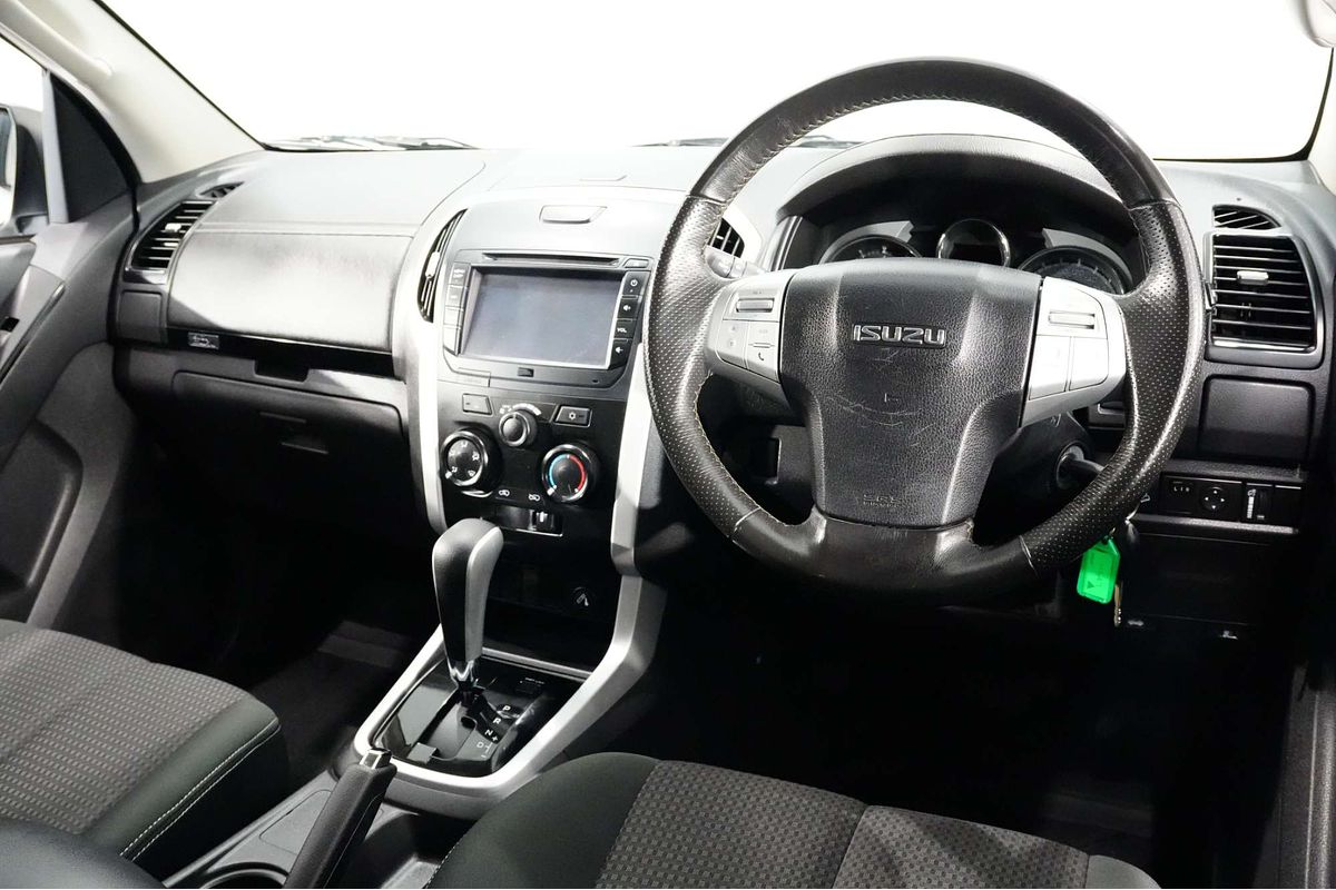 2018 Isuzu MU-X LS-M