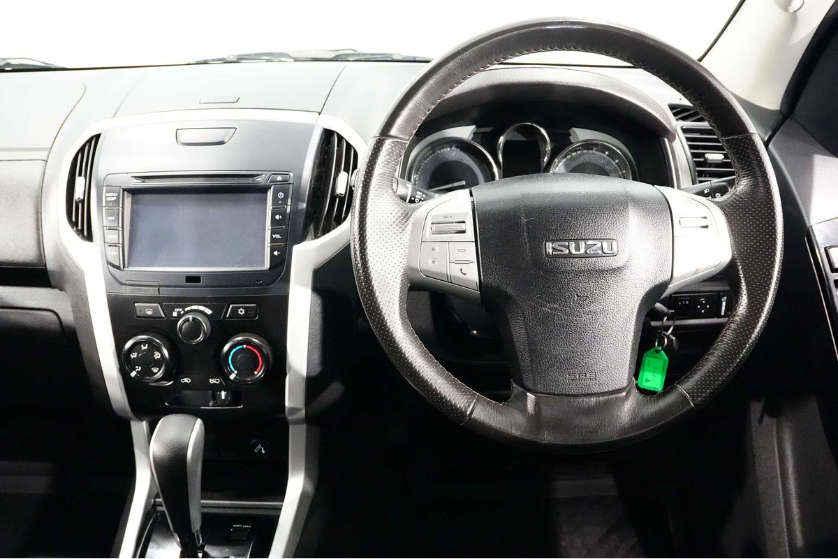 2018 Isuzu MU-X LS-M