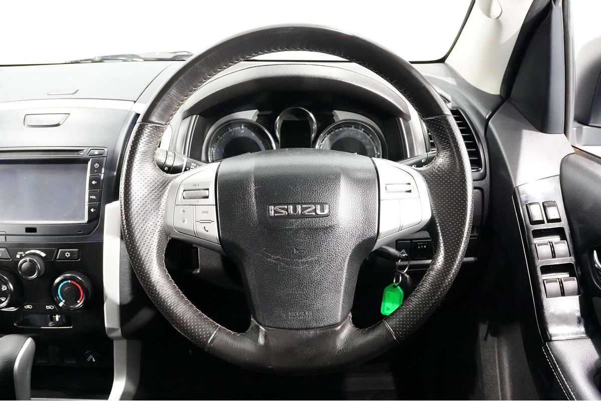 2018 Isuzu MU-X LS-M