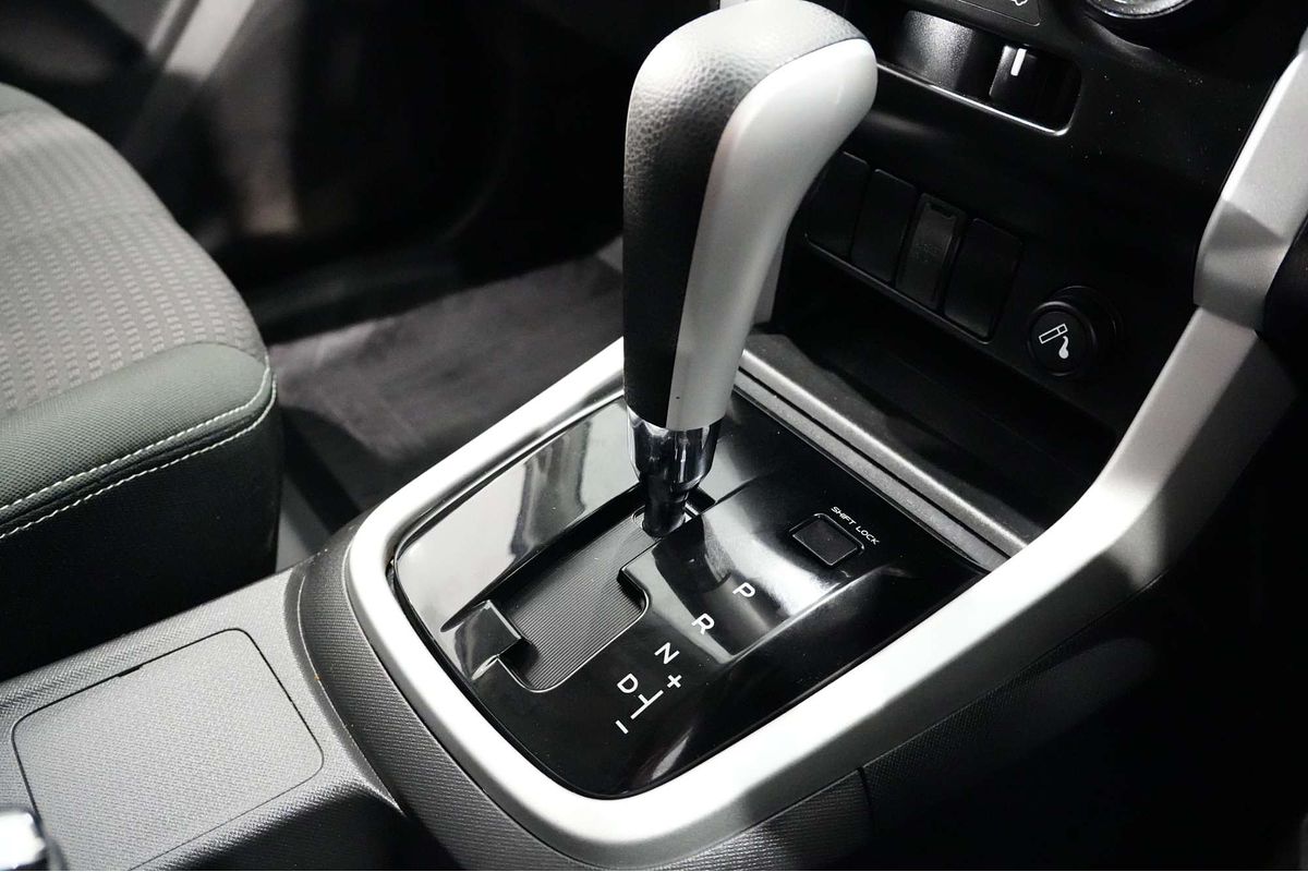 2018 Isuzu MU-X LS-M