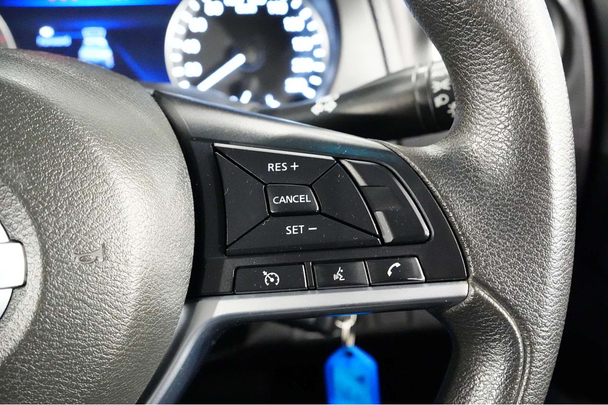 2022 Nissan Navara SL D23 Rear Wheel Drive