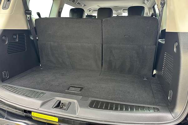 2023 Nissan Patrol Ti-L Y62 thumb-14