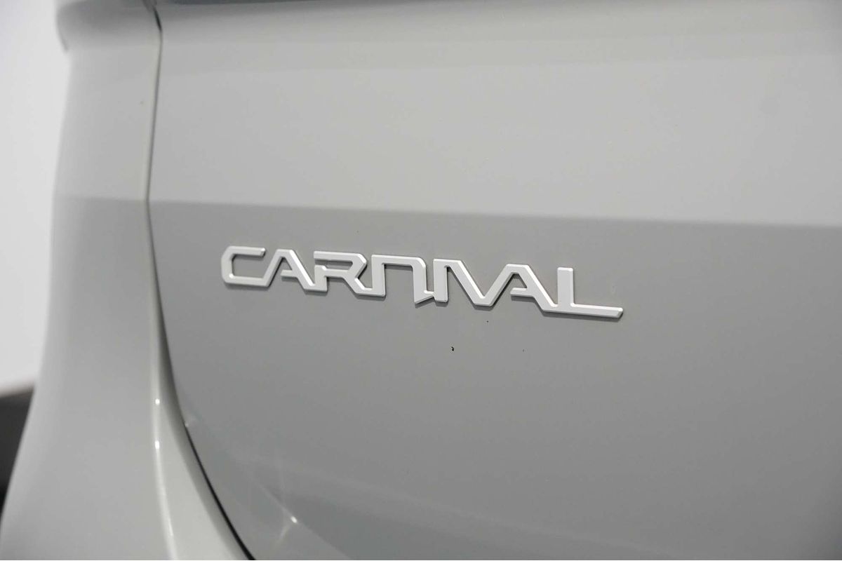 2023 Kia Carnival S KA4