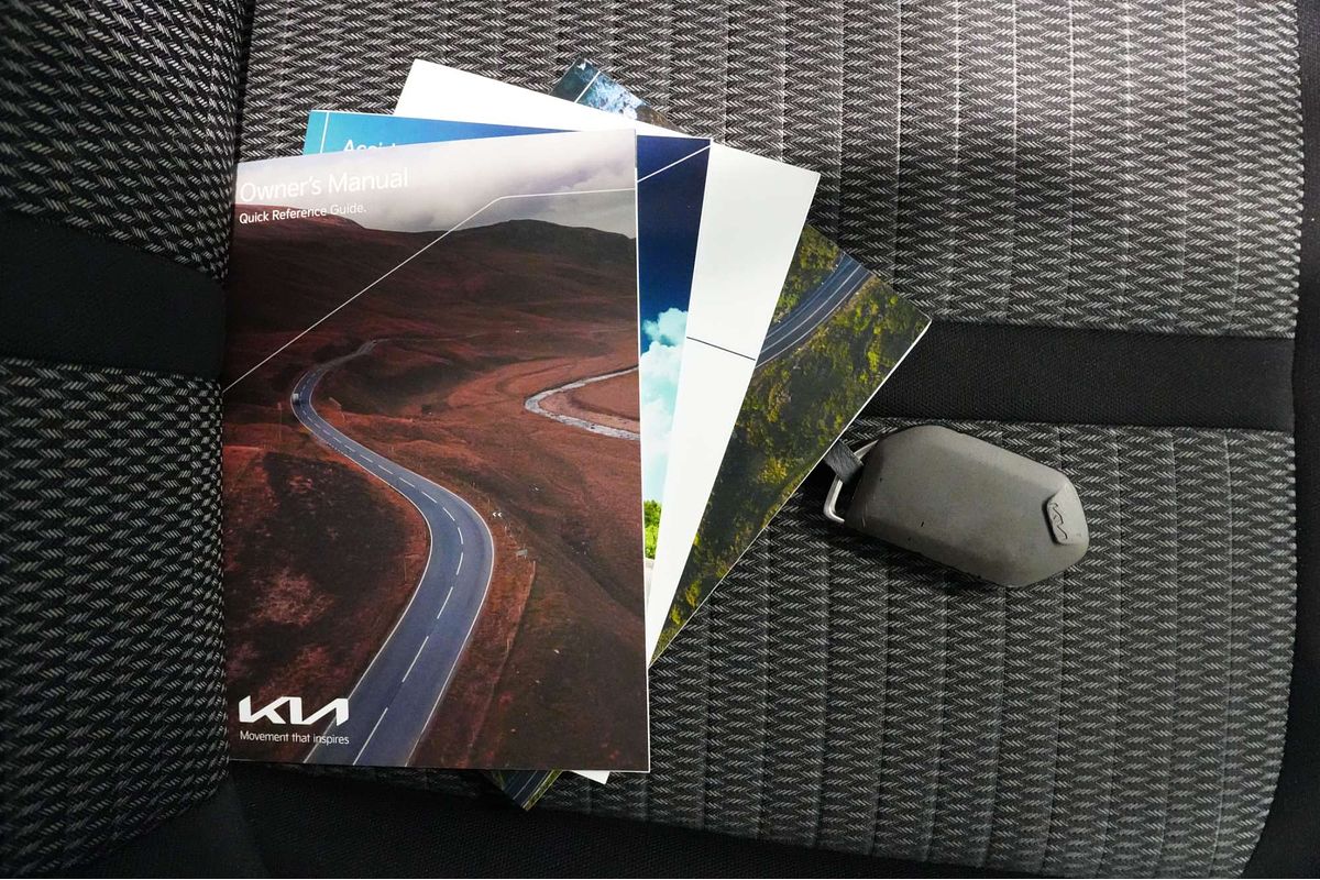 2023 Kia Sorento S MQ4 PE