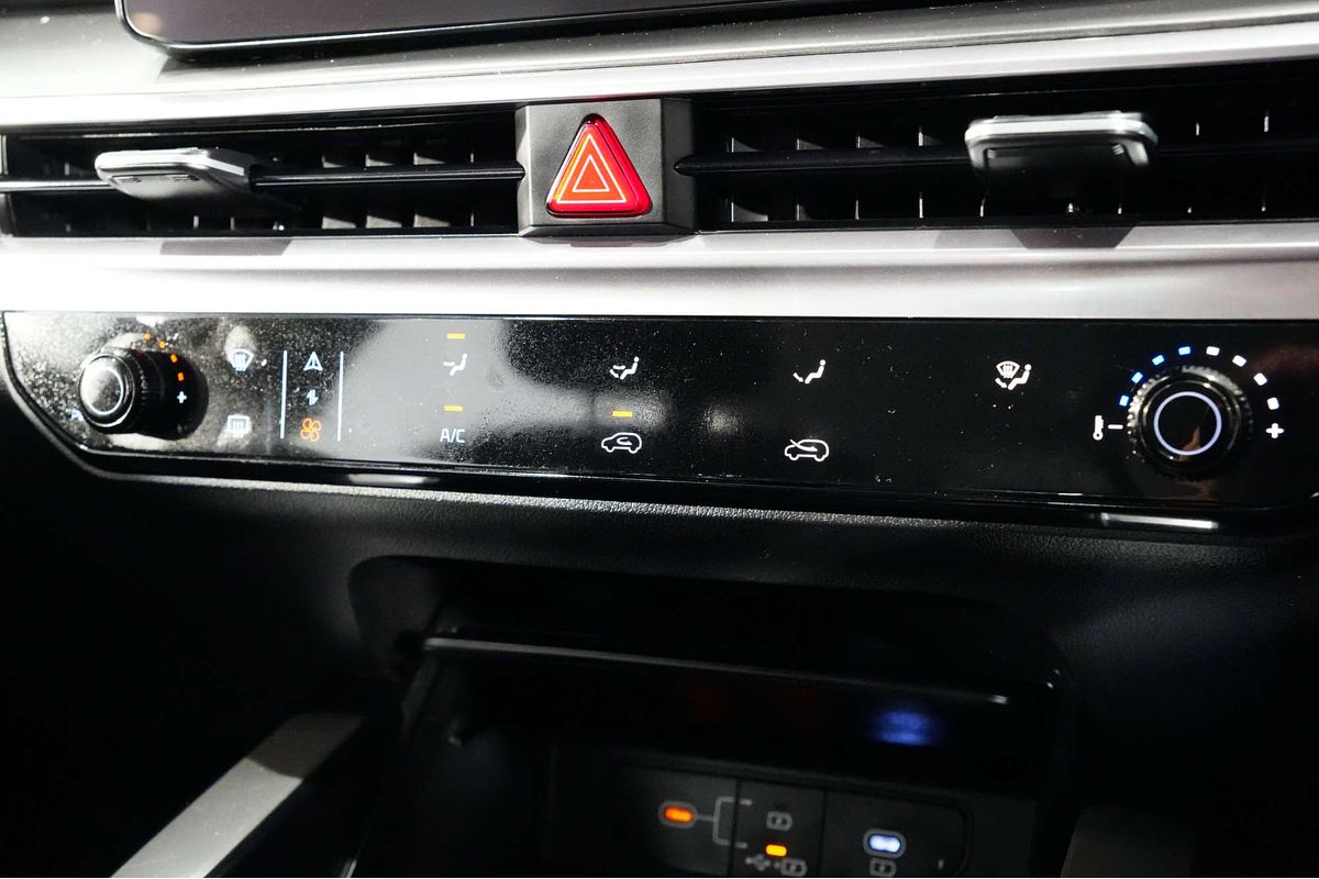 2023 Kia Sorento S MQ4 PE