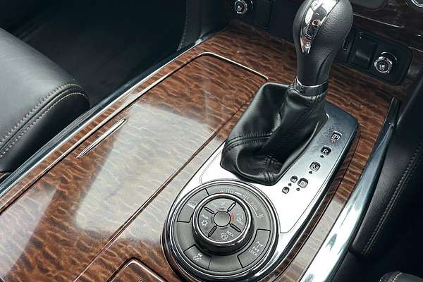 2023 Nissan Patrol Ti-L Y62 thumb-37