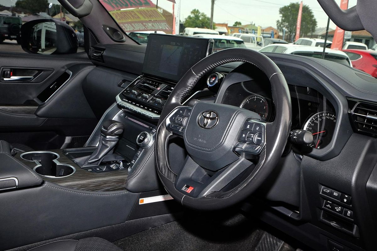 2023 Toyota Landcruiser GR Sport FJA300R