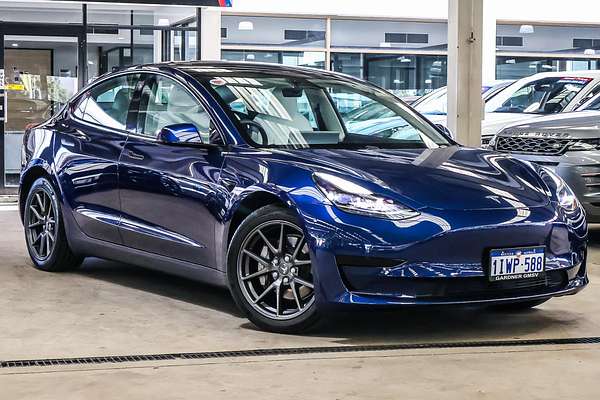 2022 Tesla Model 3 Rear-Wheel Drive