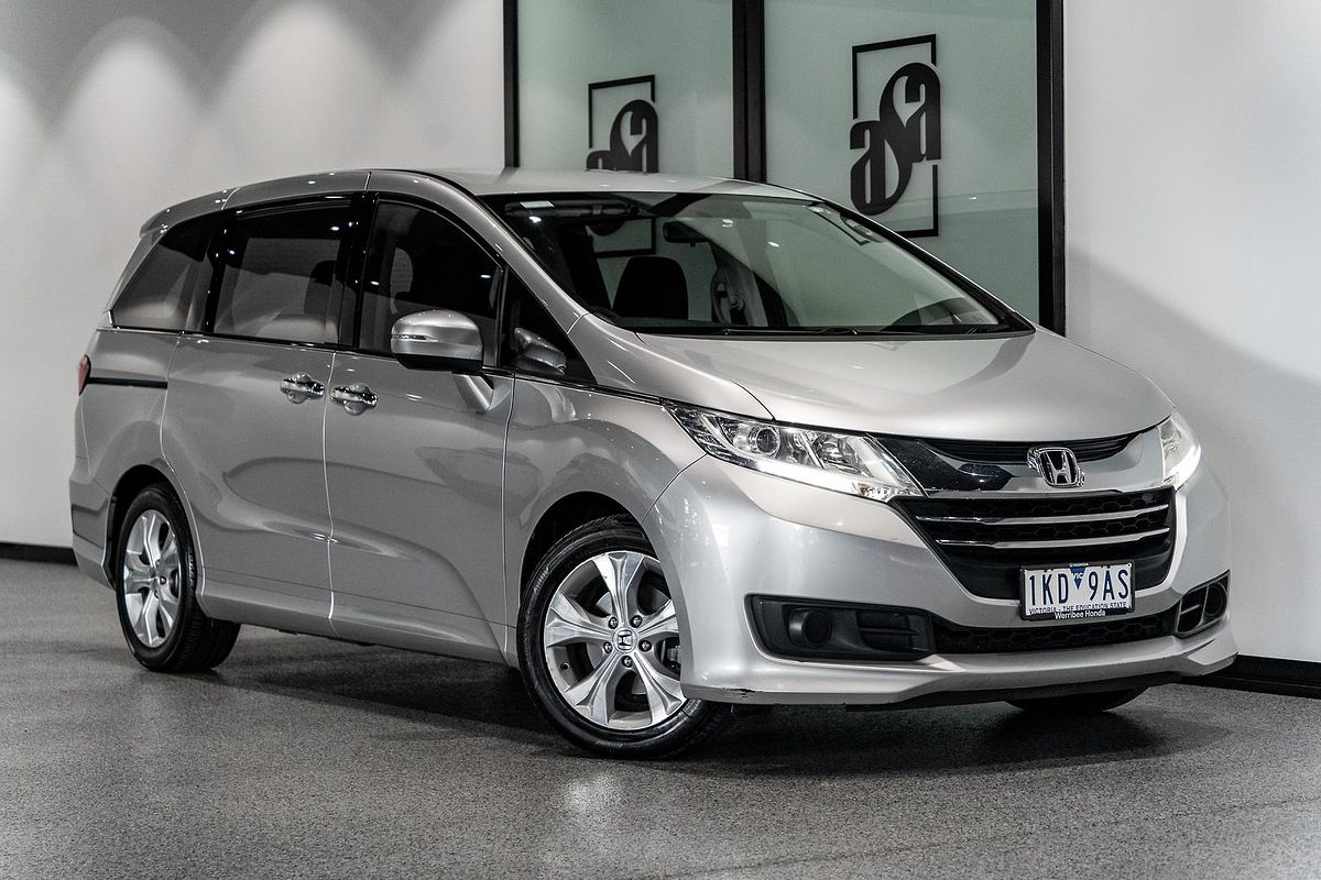 2017 Honda Odyssey VTi 5th Gen