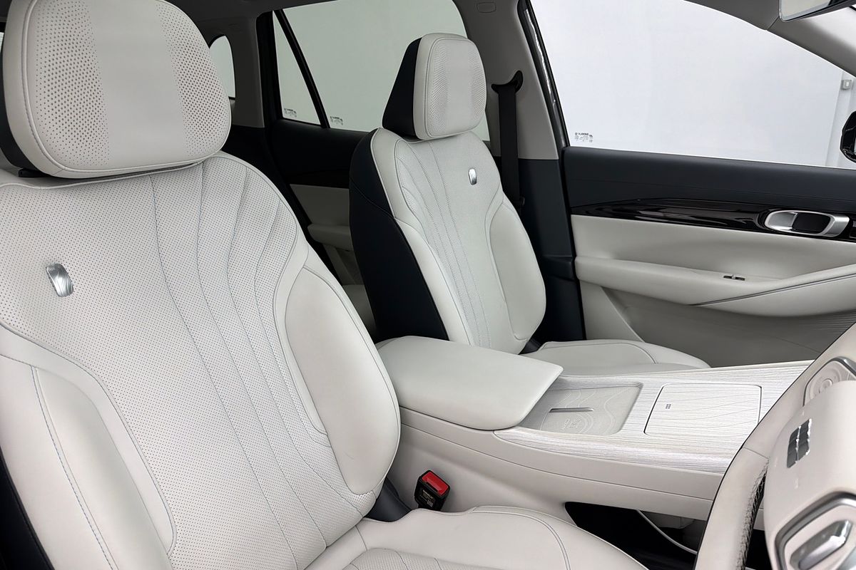 2025 Geely EX5 Inspire E245