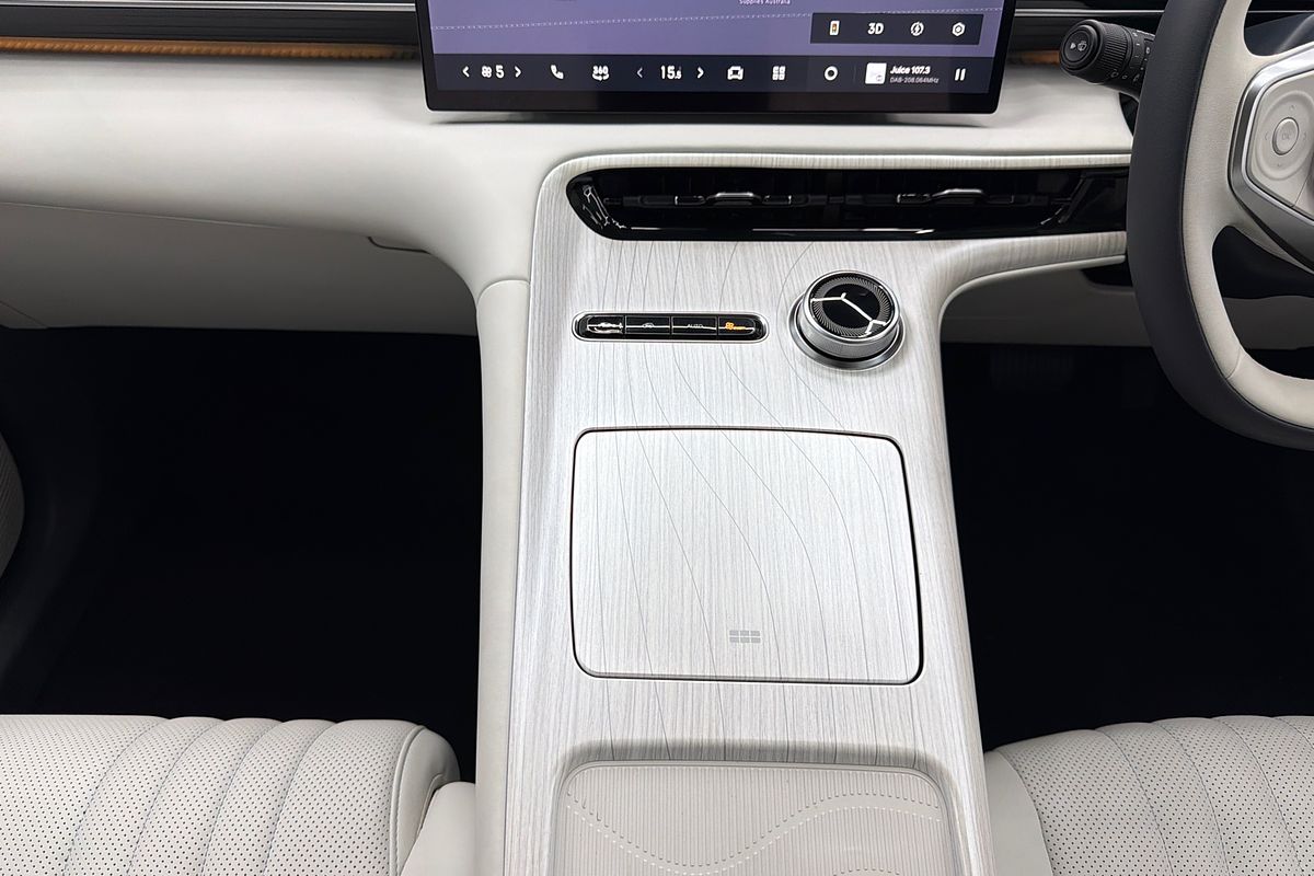 2025 Geely EX5 Inspire E245