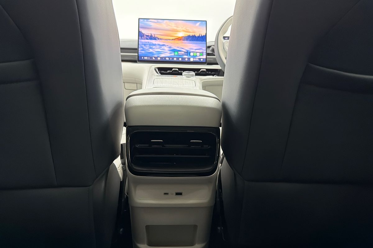 2025 Geely EX5 Inspire E245