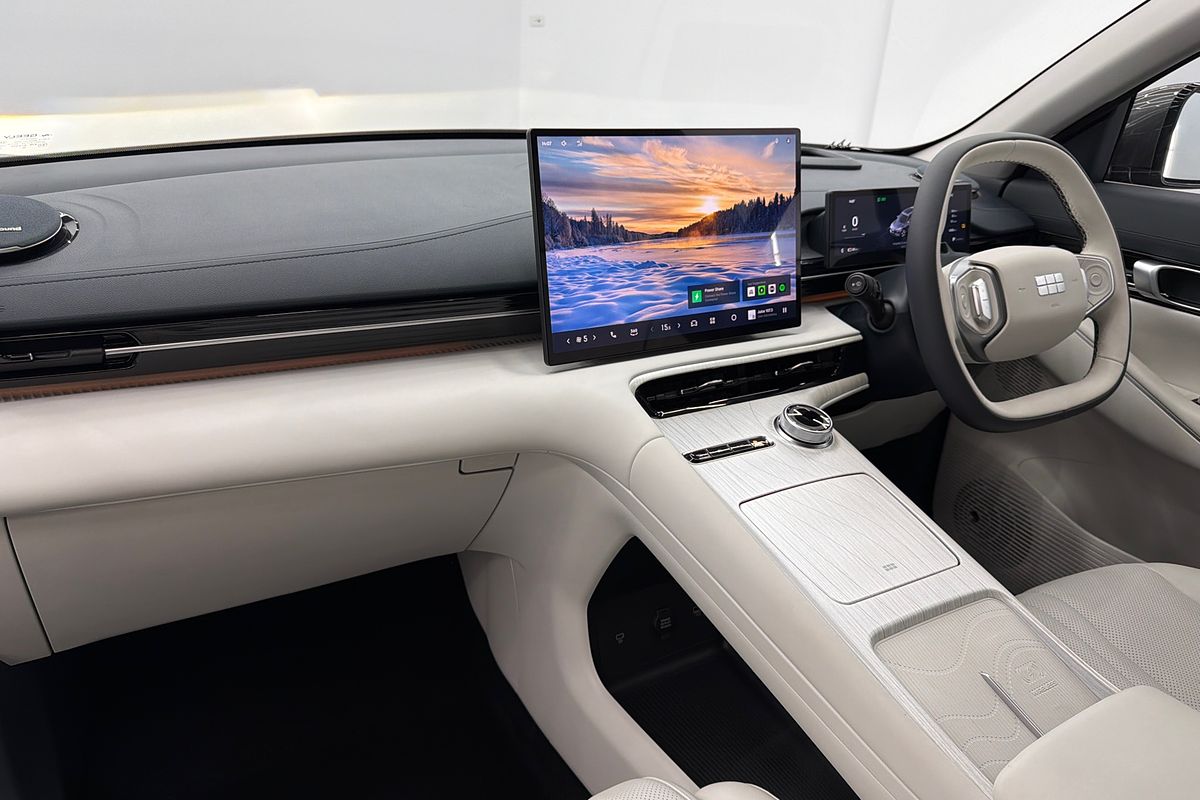 2025 Geely EX5 Inspire E245