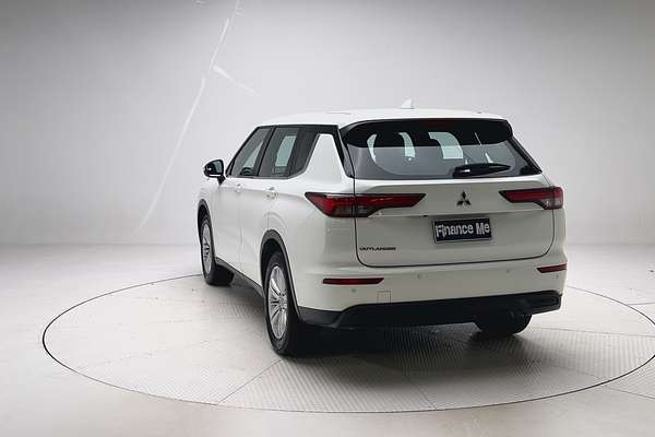 2024 Mitsubishi Outlander ES ZM thumb-6