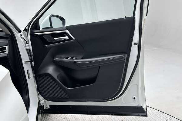 2024 Mitsubishi Outlander ES ZM thumb-18