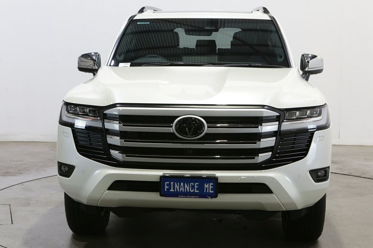 2026 Toyota Landcruiser Sahara FJA300R