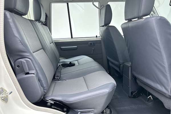 2023 Toyota Landcruiser Workmate VDJL79R 4X4 thumb-11