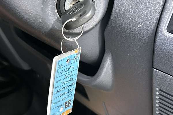 2023 Toyota Landcruiser Workmate VDJL79R 4X4 thumb-22