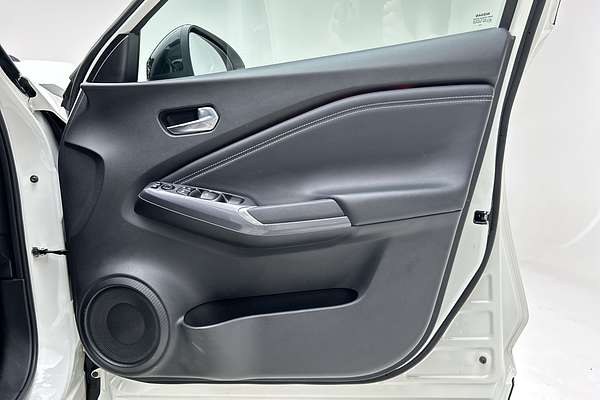 2023 Nissan JUKE ST-L F16 thumb-18