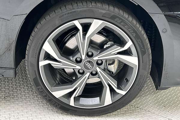 2025 Audi A3 TFSI 110kW S line GY thumb-9