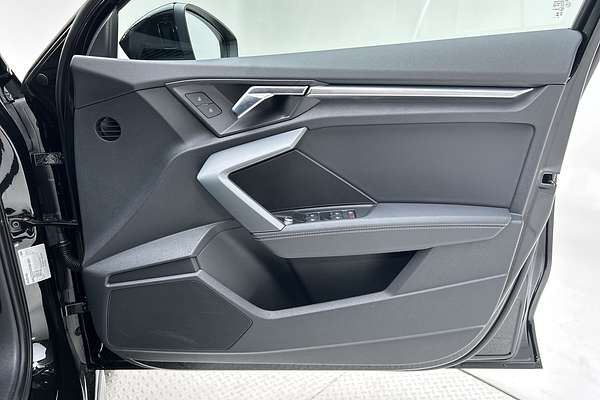 2025 Audi A3 TFSI 110kW S line GY thumb-18