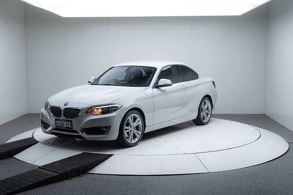 2015 BMW 2 Series 220i Sport Line F22