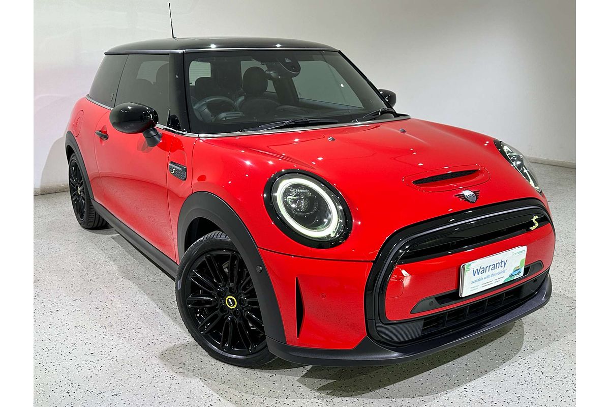 2023 MINI Hatch Cooper SE MINI Yours F56 LCI-2