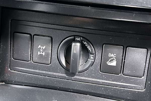 2015 Toyota Landcruiser Prado VX KDJ150R thumb-17