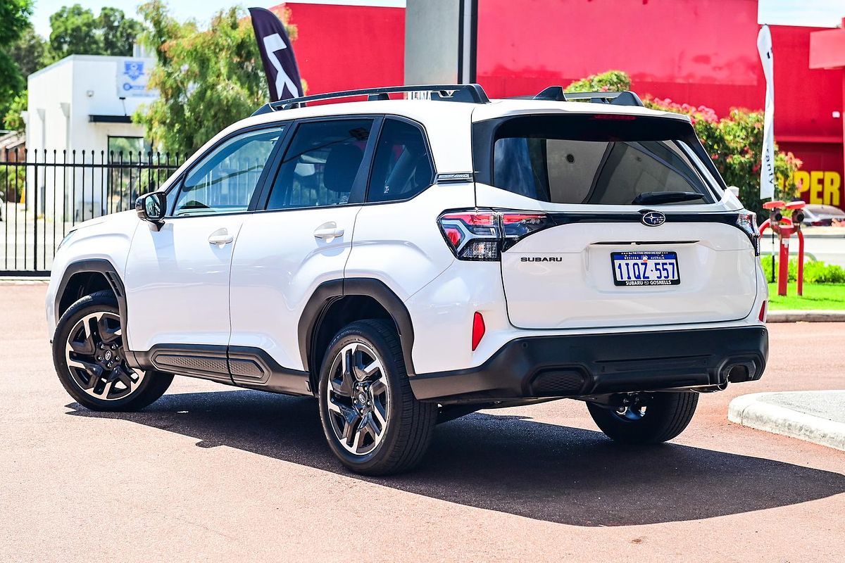 2025 Subaru Forester  S6