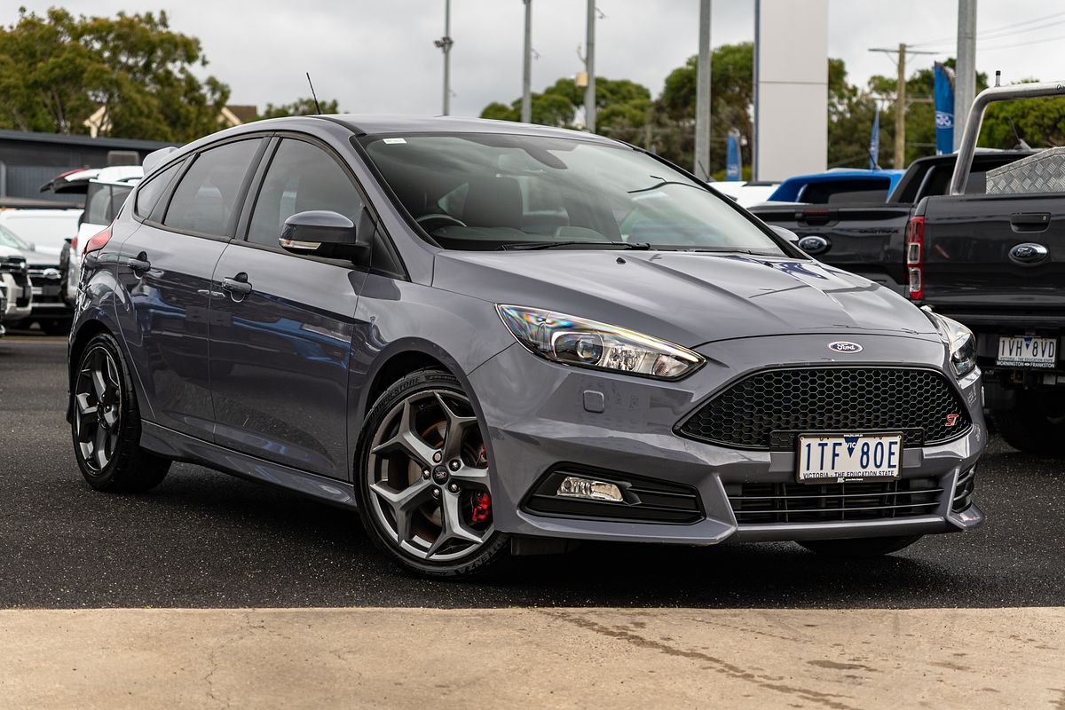 2017 Ford Focus ST LZ