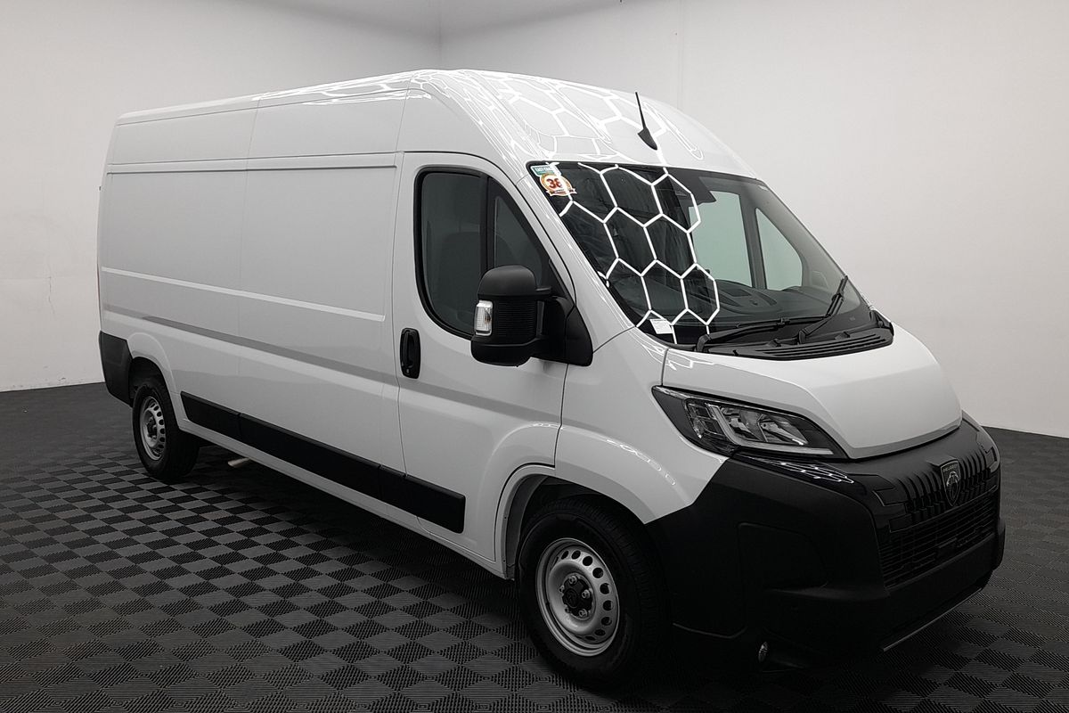 2026 Peugeot Boxer Pro X250 LWB Mid Roof