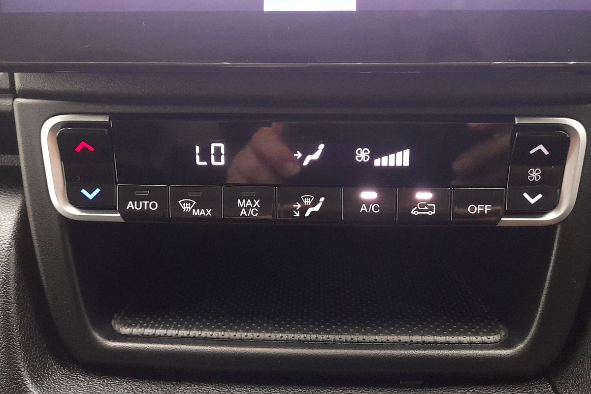 2026 Peugeot Boxer Pro X250 LWB Mid Roof